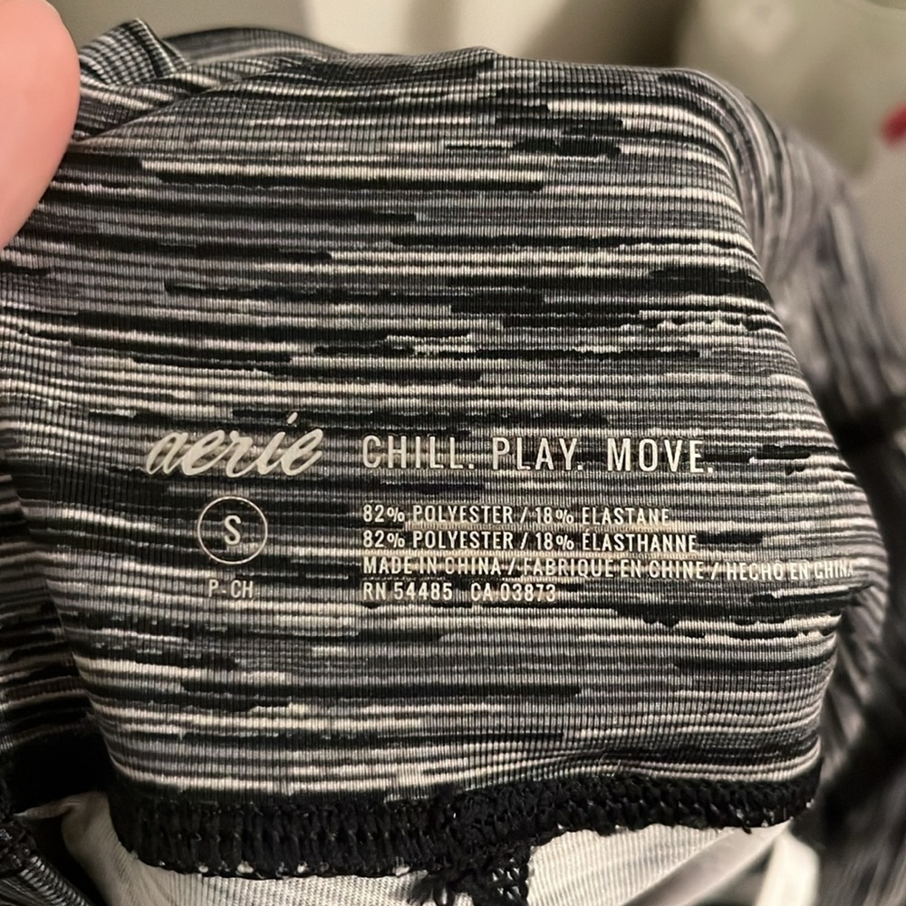 Aerie Gray Athletic Leggings - Picture 4 of 9